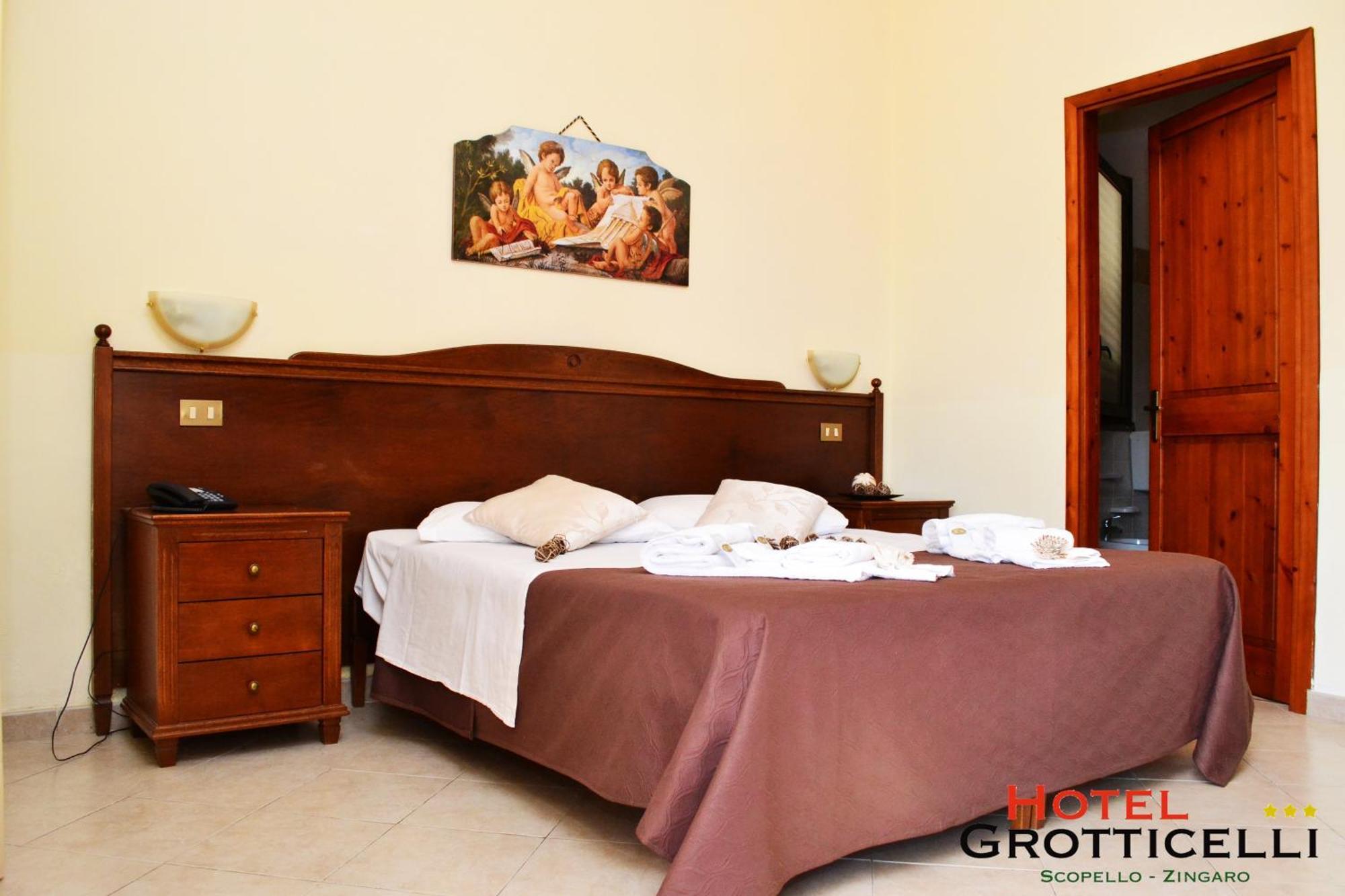 Hotel Grotticelli Scopello  Rum bild